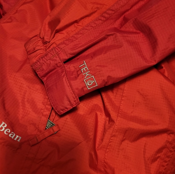 LL BEAN Sz 10-12 Red Coat/Jacket w/Hood Great Gently Used Condition - Picture 4 of 9